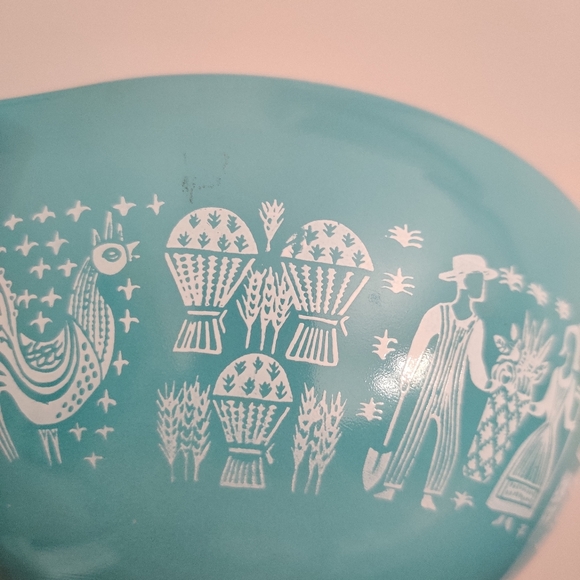 Vintage 50s Turquoise Amish Butterprint Pyrex Bowl - Picture 7 of 10